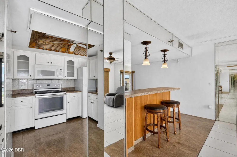 2615 S Atlantic Avenue #4C Daytona Beach Shores, FL 32118