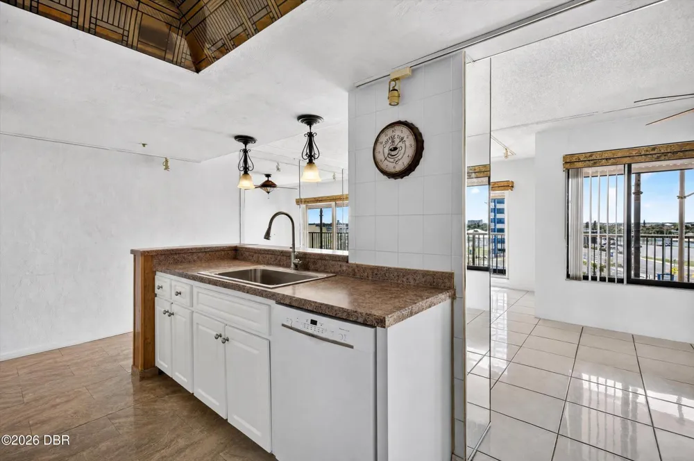 2615 S Atlantic Avenue #4C Daytona Beach Shores, FL 32118
