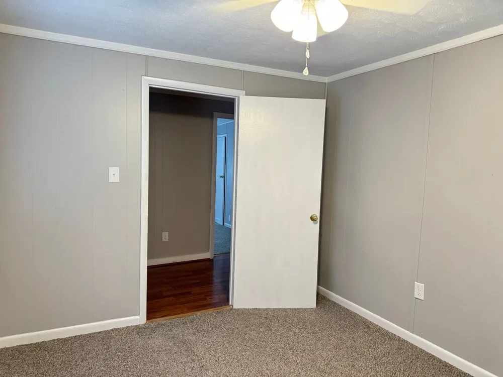 1117 Hyman St #B Clarksville, TN 37040
