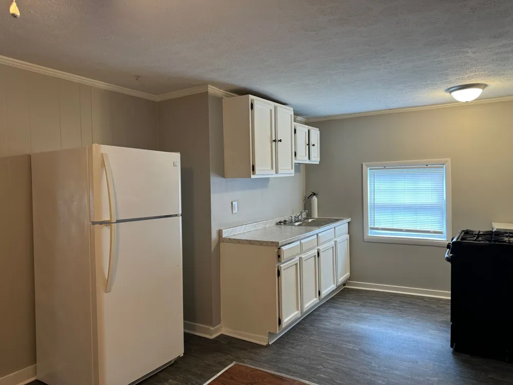 1117 Hyman St #B Clarksville, TN 37040