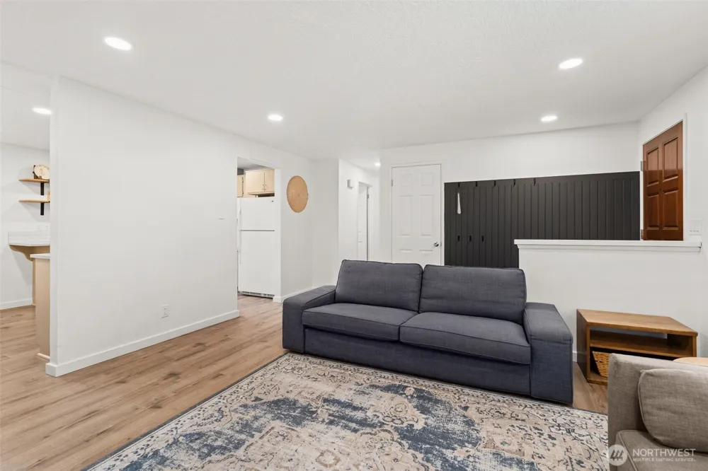 708 NE Eaton Court Castle Rock, WA 98611