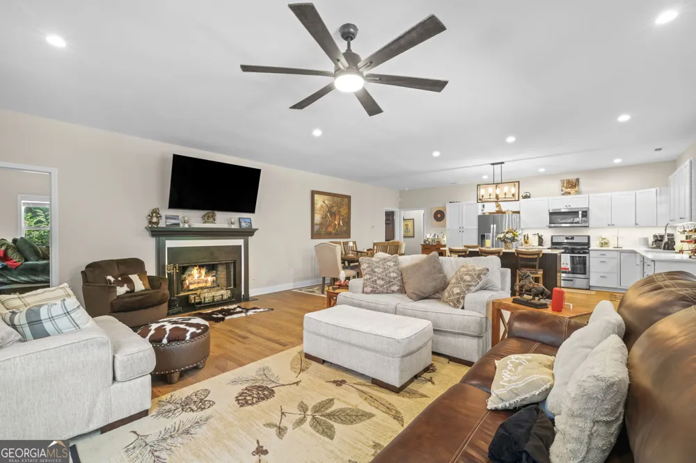 613 Abby LN Clayton, GA 30525
