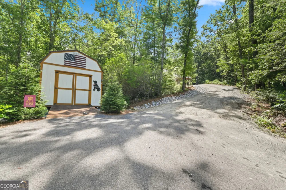 613 Abby LN Clayton, GA 30525