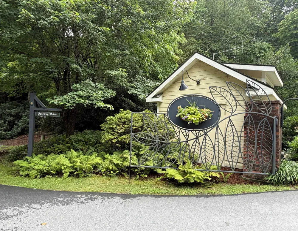 0 Gateway Drive #10 Hendersonville, NC 28739