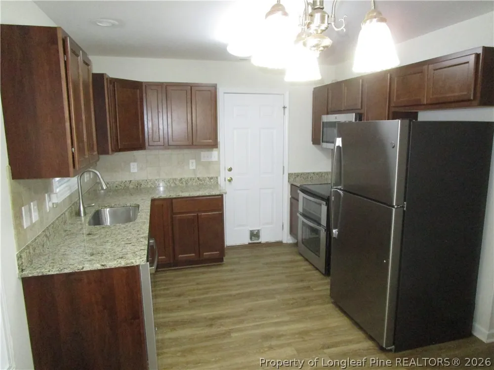 4110 Craigwood Lane Hope Mills, NC 28348