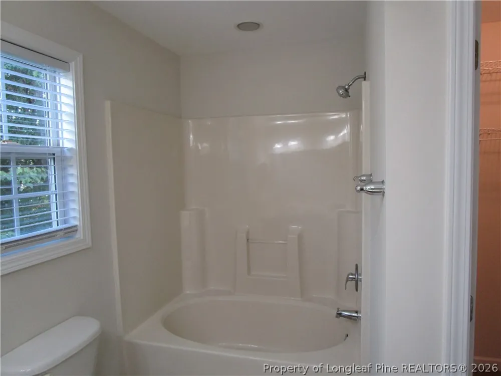 4110 Craigwood Lane Hope Mills, NC 28348