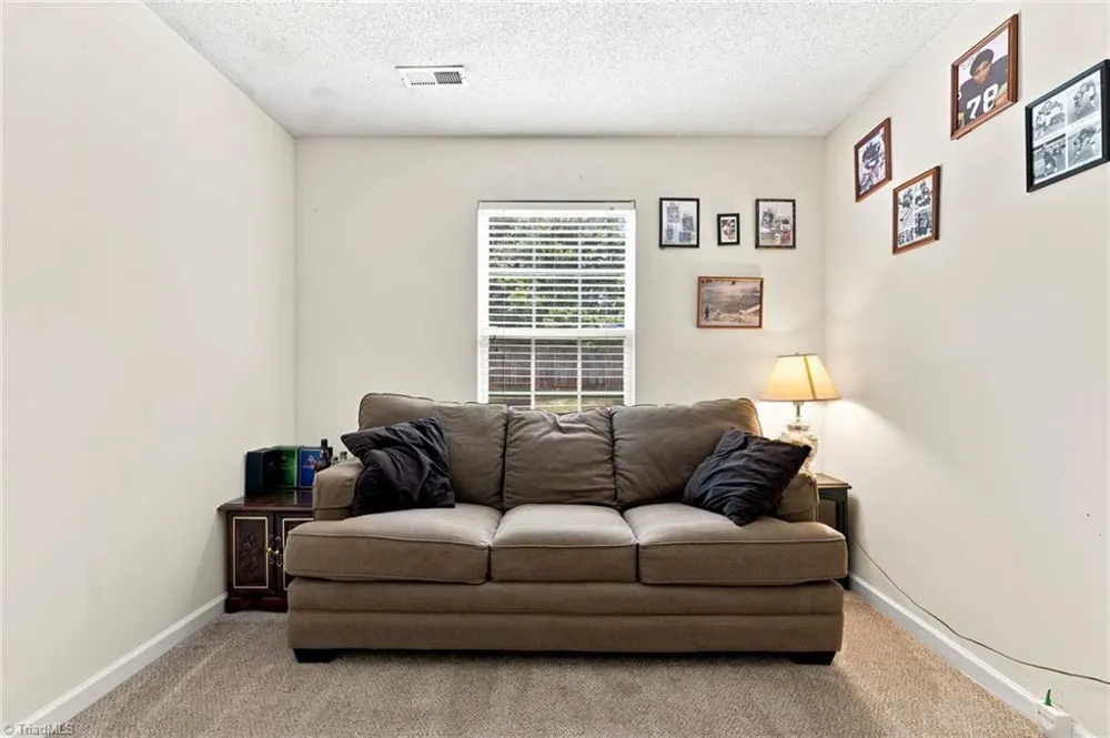 7027 Hill N Dale Drive Kernersville, NC 27284