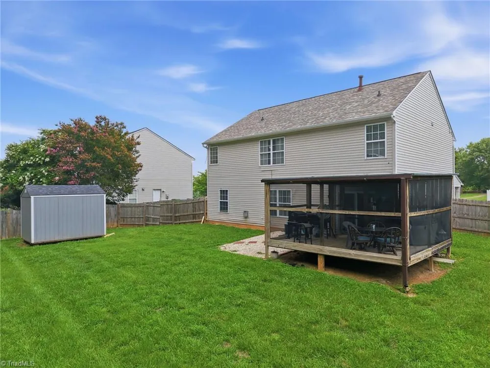 7027 Hill N Dale Drive Kernersville, NC 27284