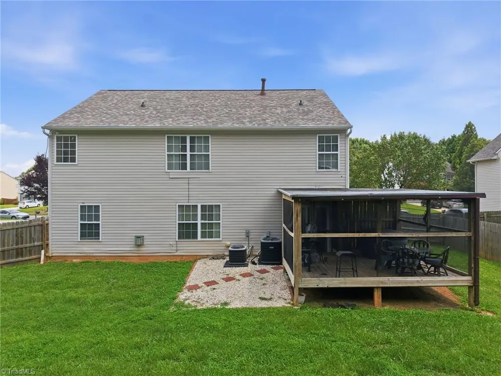 7027 Hill N Dale Drive Kernersville, NC 27284