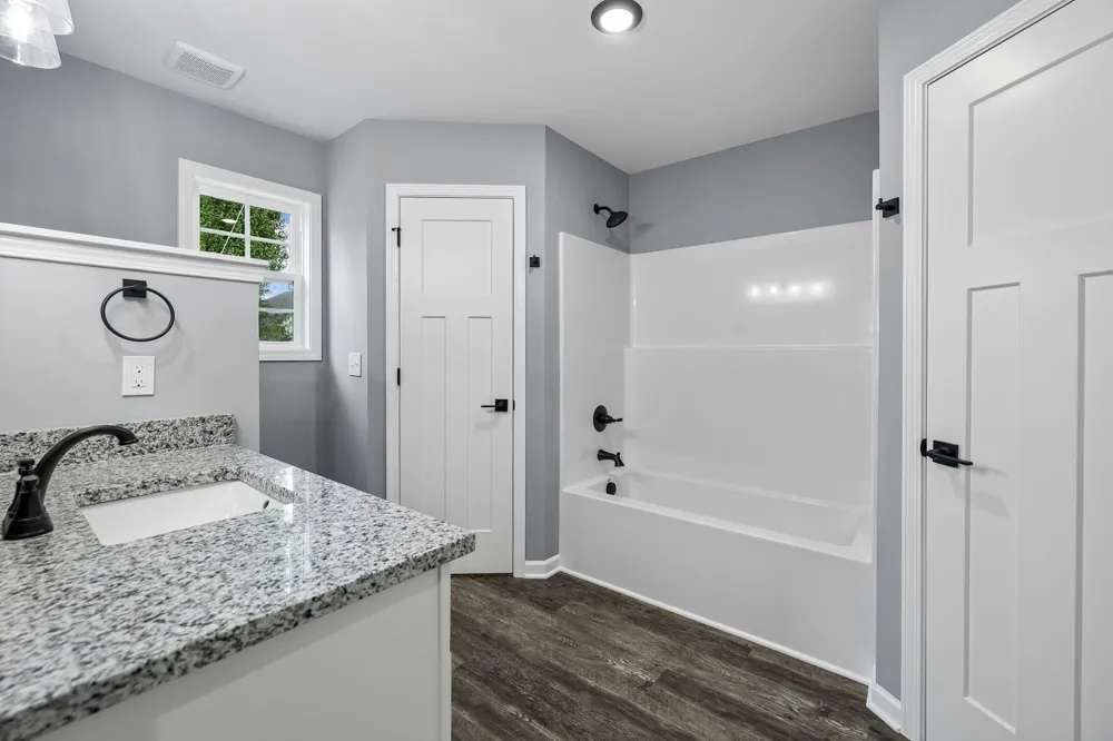 102 Hills St Woodbury, TN 37190