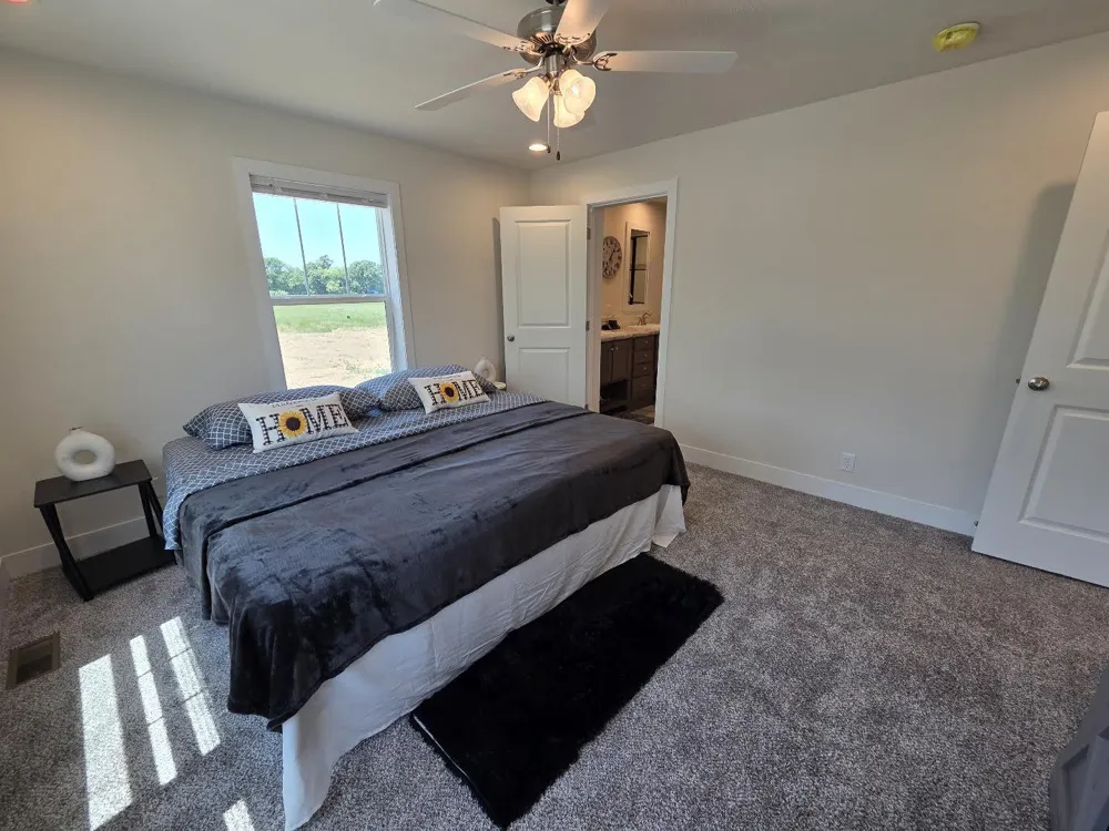 19068 W Yankee Road Reynolds Township, MI 49336