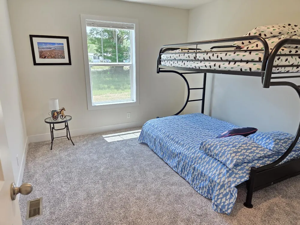 19068 W Yankee Road Reynolds Township, MI 49336