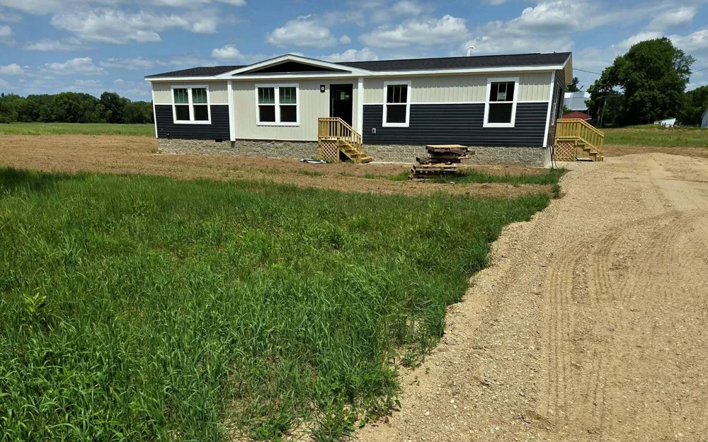 19068 W Yankee Road Reynolds Township, MI 49336