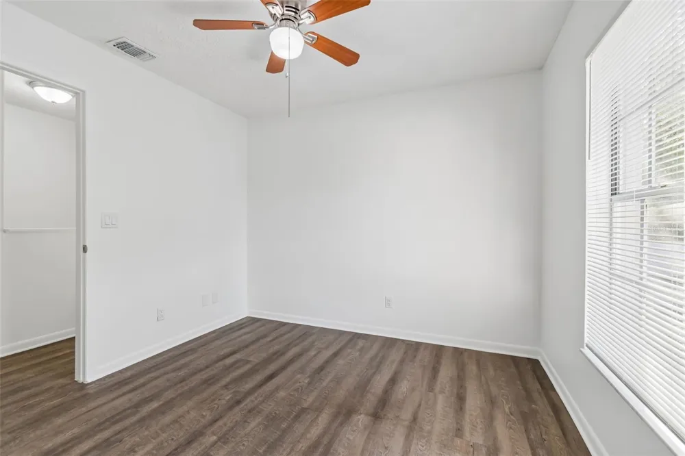 5182 SUNRIDGE PALMS DRIVE #5182 Tampa, FL 33617