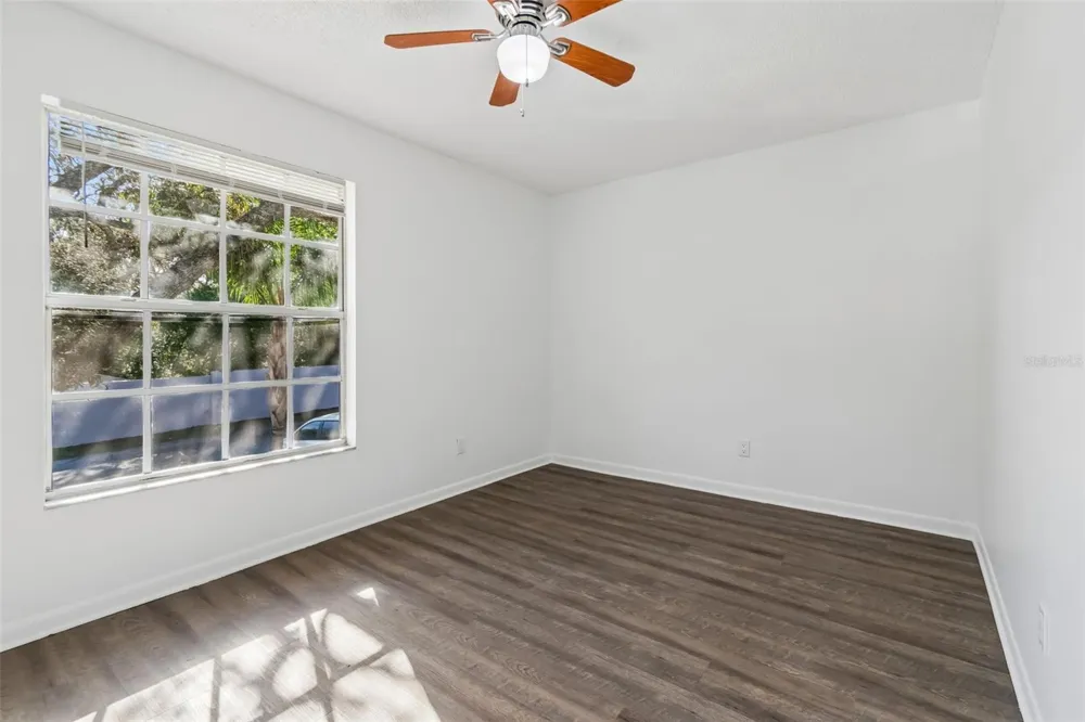 5182 SUNRIDGE PALMS DRIVE #5182 Tampa, FL 33617