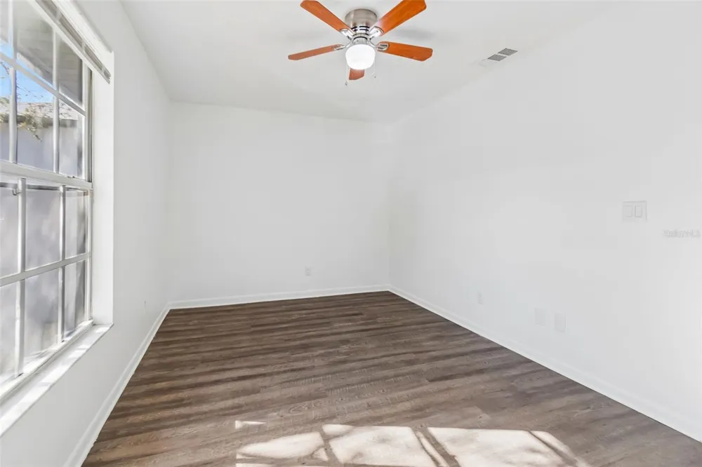 5182 SUNRIDGE PALMS DRIVE #5182 Tampa, FL 33617