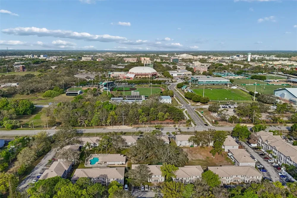 5182 SUNRIDGE PALMS DRIVE #5182 Tampa, FL 33617