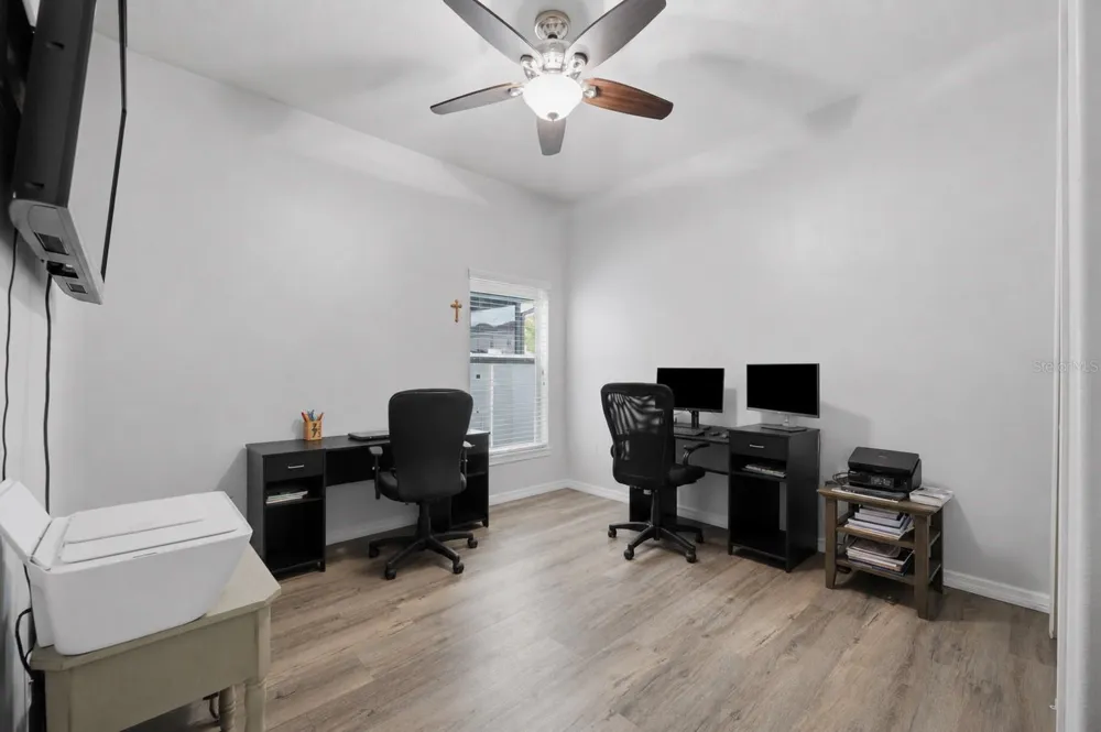 2814 MAPLE BROOK LOOP Lutz, FL 33558