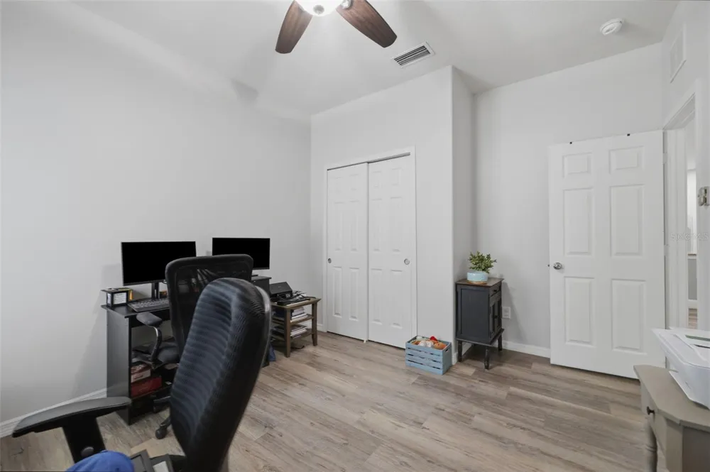 2814 MAPLE BROOK LOOP Lutz, FL 33558