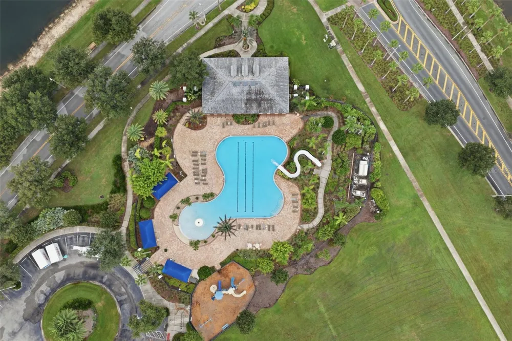 2814 MAPLE BROOK LOOP Lutz, FL 33558