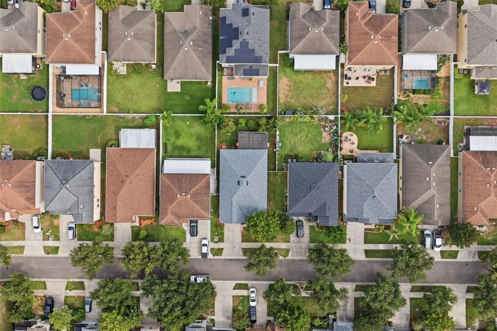 2814 MAPLE BROOK LOOP Lutz, FL 33558