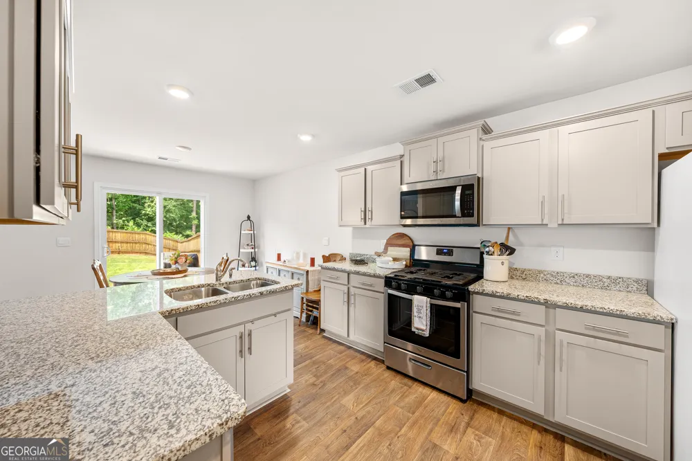 207 Ashwood WAY Easley, SC 29640