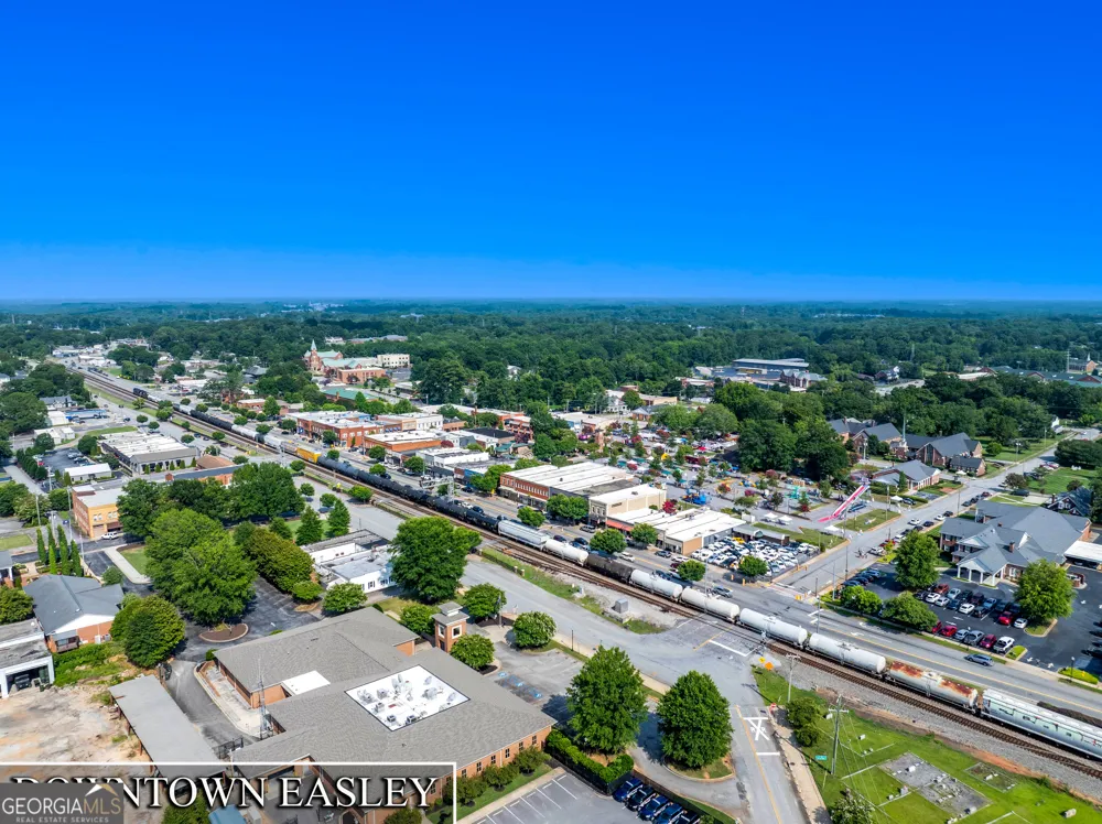 207 Ashwood WAY Easley, SC 29640
