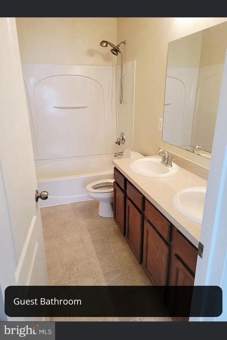 2266 WALNUT BOTTOM ROAD #144 York, PA 17408