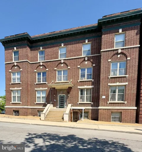 2401 BROOKFIELD AVENUE #C4