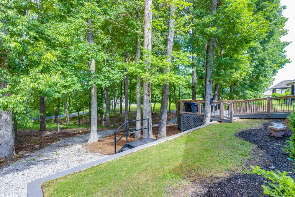 105 Andrews Dr Loretto, TN 38469