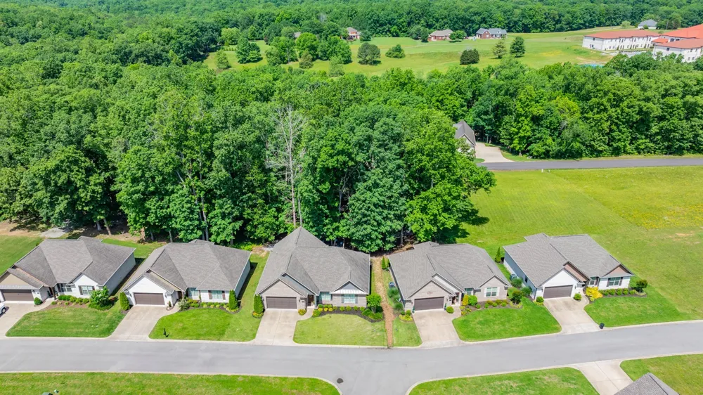 105 Andrews Dr Loretto, TN 38469