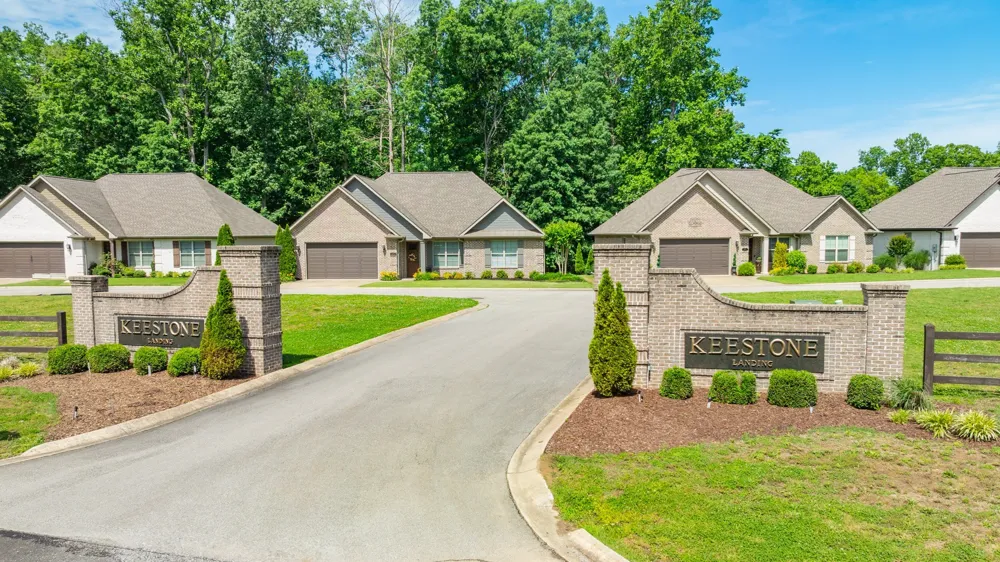 105 Andrews Dr Loretto, TN 38469