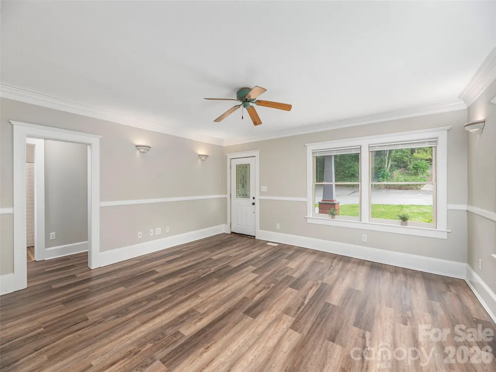 136 Assembly Street Waynesville, NC 28786