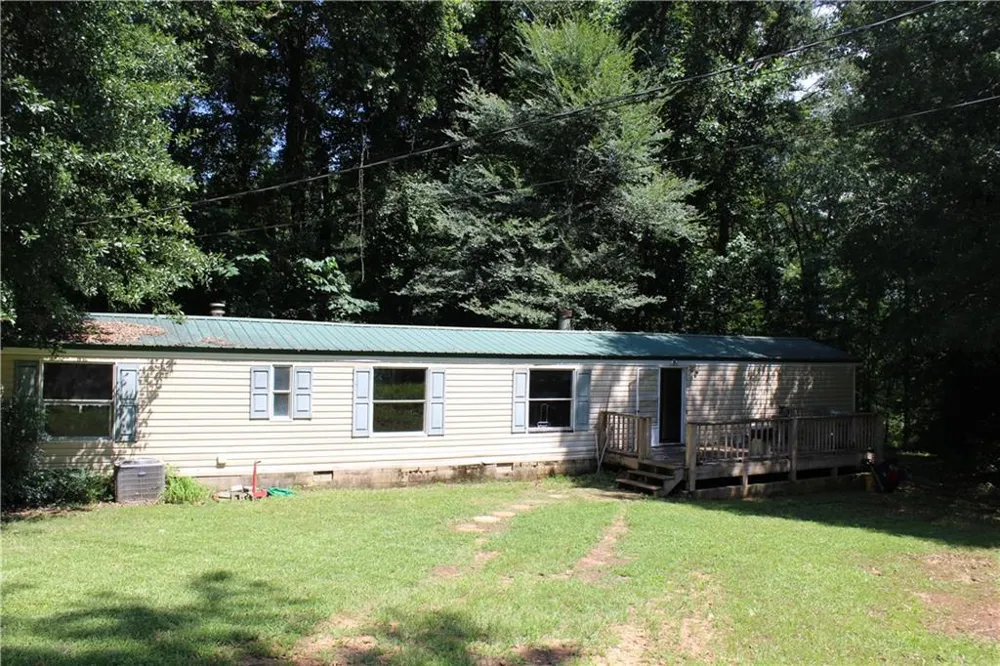 110 Cove Drive Hogansville, GA 30230