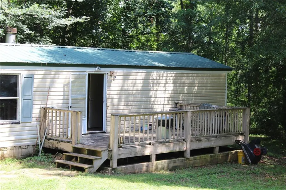 110 Cove Drive Hogansville, GA 30230