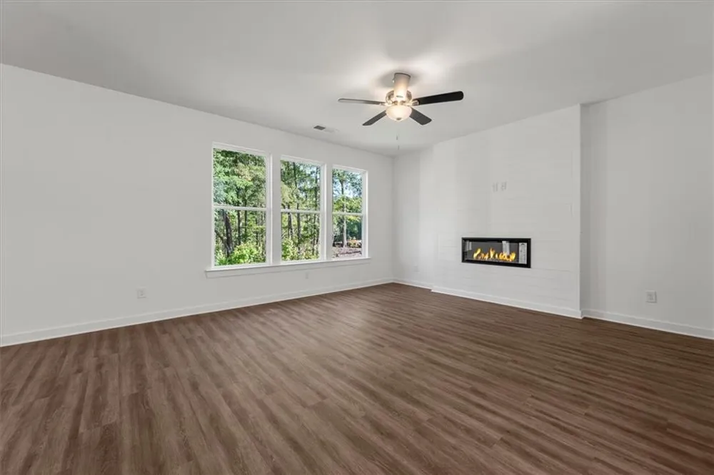 546 Lillian Way Statham, GA 30666