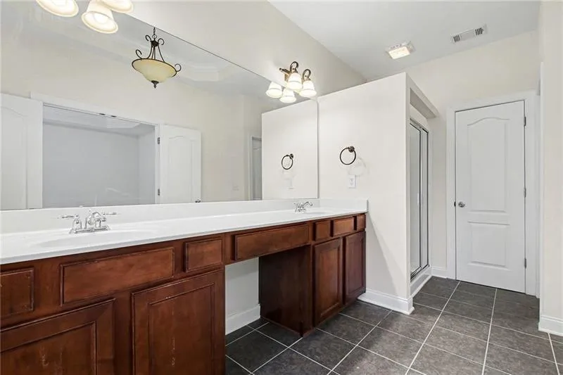 2707 Hallwood Lane Suwanee, GA 30024