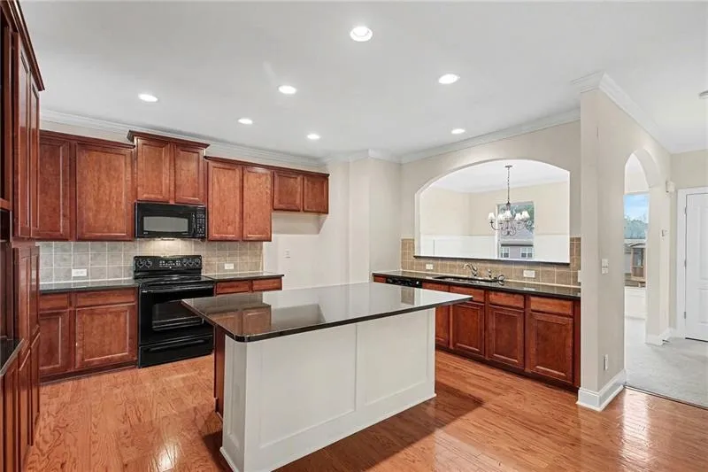 2707 Hallwood Lane Suwanee, GA 30024