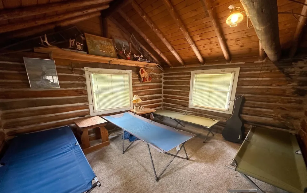 13276 S Sharon Road, SE Garfield Township, MI 49633