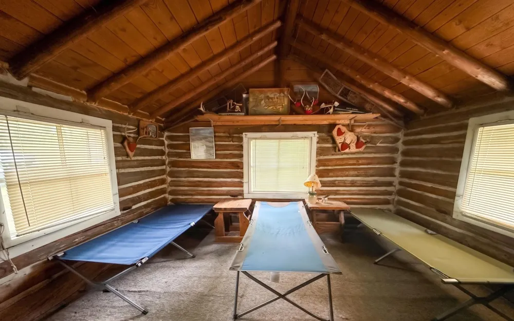 13276 S Sharon Road, SE Garfield Township, MI 49633