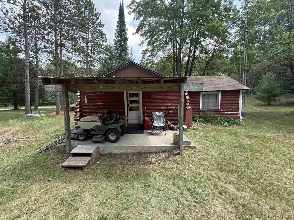 13276 S Sharon Road, SE Garfield Township, MI 49633