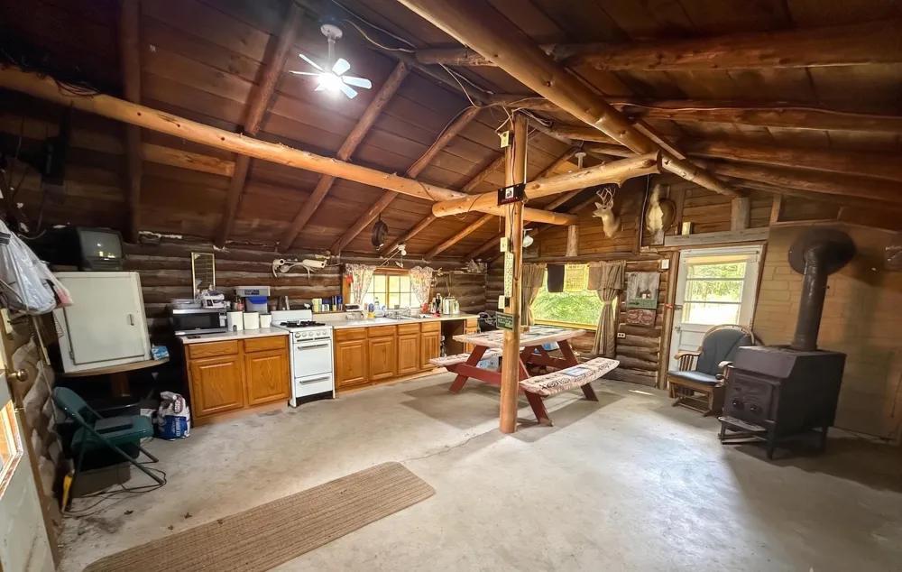 13276 S Sharon Road, SE Garfield Township, MI 49633