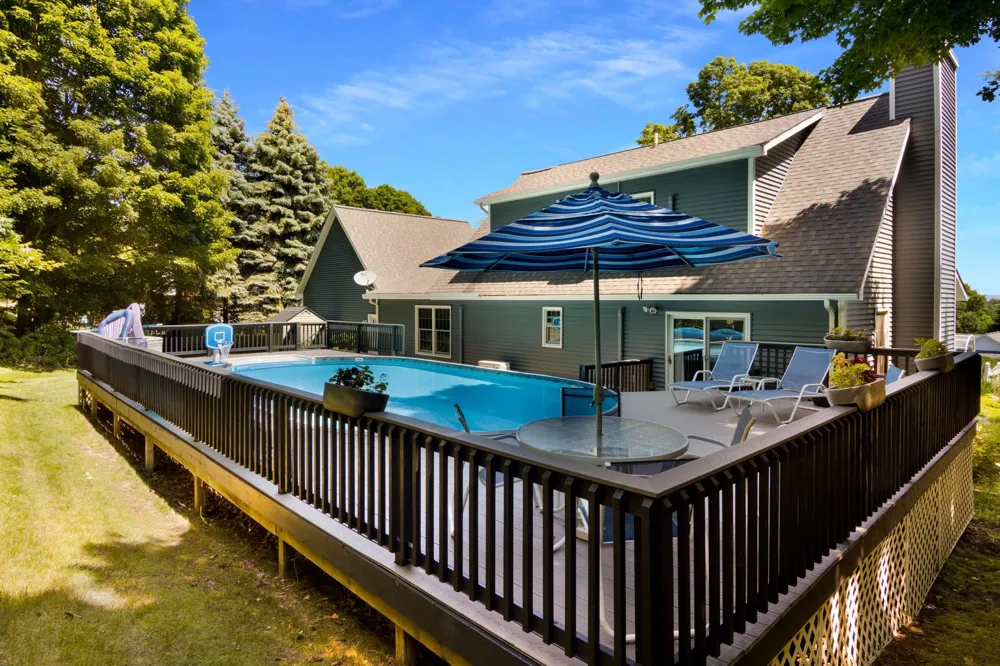 9770 E Valley Hills Drive Elmwood Charter Township, MI 49684