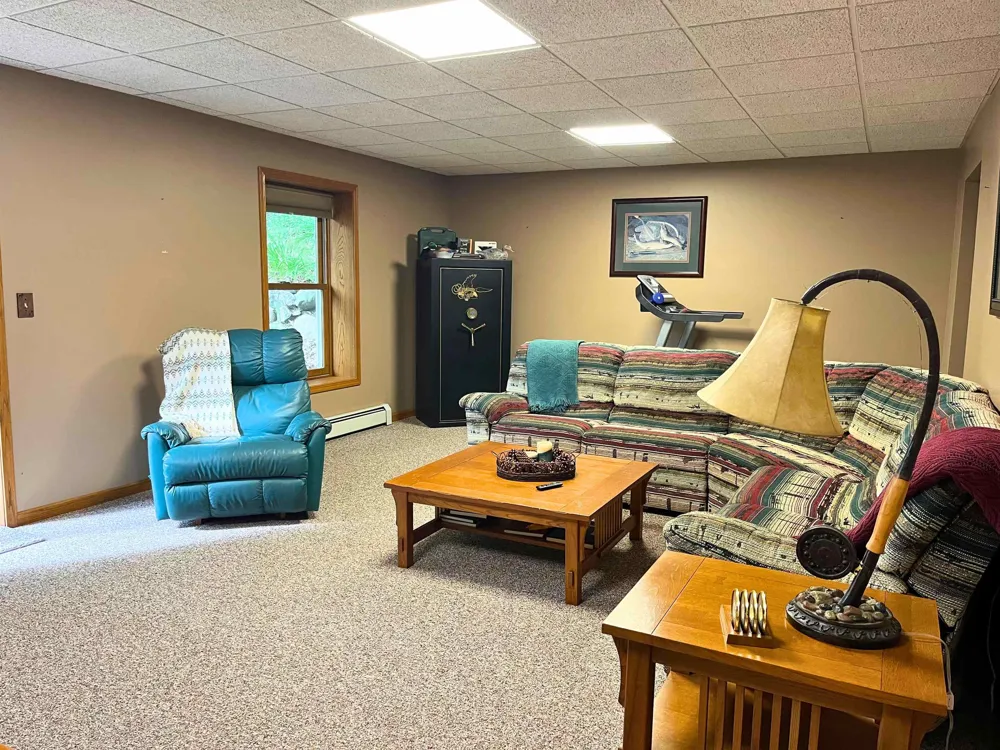9770 E Valley Hills Drive Elmwood Charter Township, MI 49684