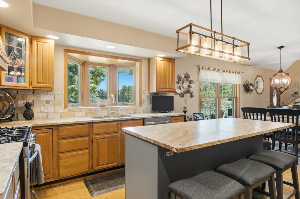 9770 E Valley Hills Drive Elmwood Charter Township, MI 49684