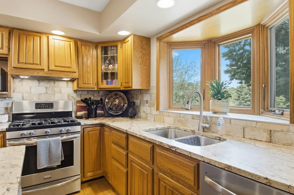 9770 E Valley Hills Drive Elmwood Charter Township, MI 49684