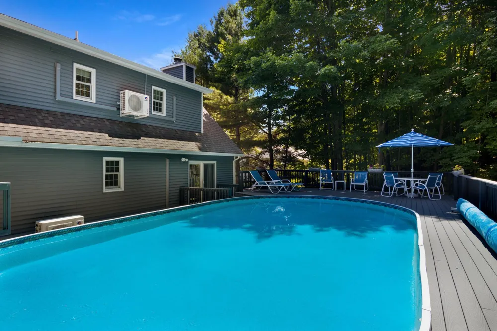 9770 E Valley Hills Drive Elmwood Charter Township, MI 49684