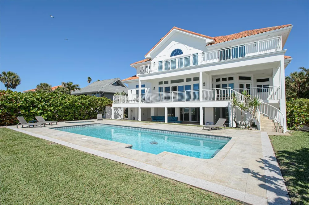 1800 GULF BOULEVARD Belleair Beach, FL 33786