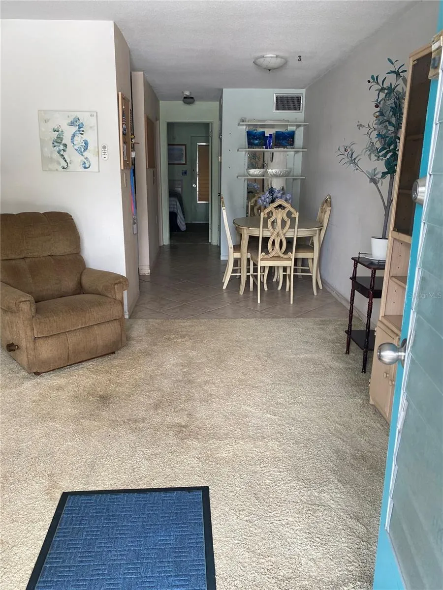 8350 112TH STREET #104 Seminole, FL 33772