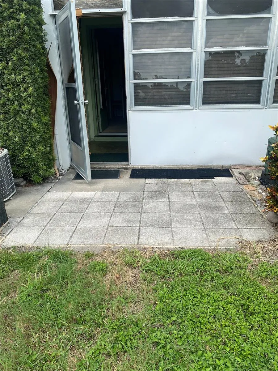 8350 112TH STREET #104 Seminole, FL 33772